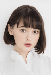 玉城ティナ