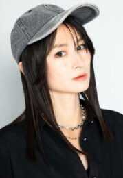 小林ゆう