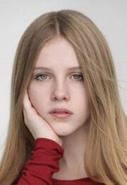 Alyla Browne