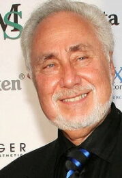 Andrew Neiderman