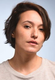 Cláudia Jouvin