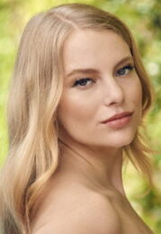 Danielle Lauder