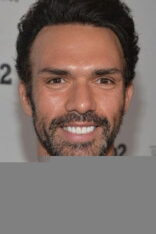Darren Shahlavi