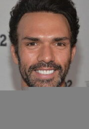 Darren Shahlavi