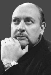 Eduardo Alcaraz