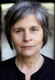 Suzanna Hamilton