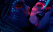 Yapay Cennet izle (2012)